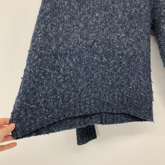 Vintage LL Bean Blue marled wool blend cable knit button down sweater - Picture 11 of 14